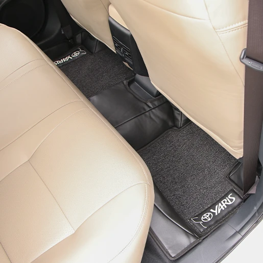کفپوش نسل جدید تویوتا یاریس Toyota Yaris برند R-405) ECCCO)
